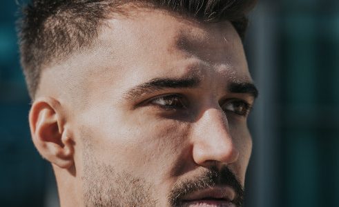 Come scegliere una buona acconciatura da uomo